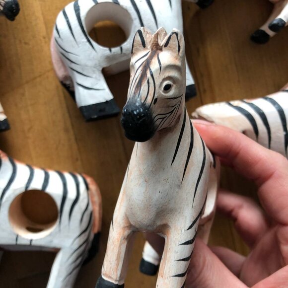 Set of 8 Wooden Napkin Ring Holders Zebra Hand Crafted Painted Vintage - Picture 3 of 12